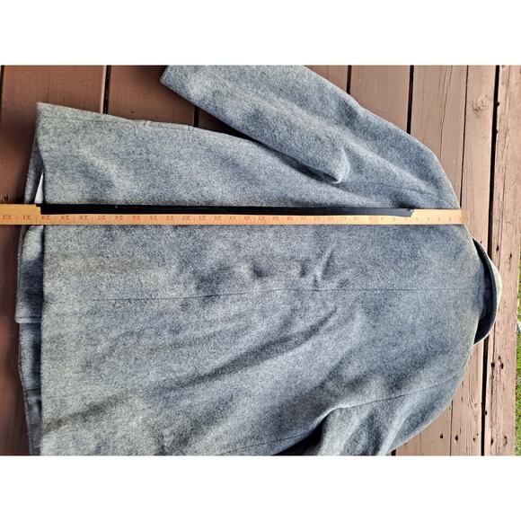 Vintage Cabin Creek Women’s Coat 100% Wool Heather Grey Size 8P - Picture 5 of 5